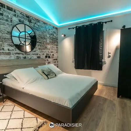 Paradisier Liefdeshotel